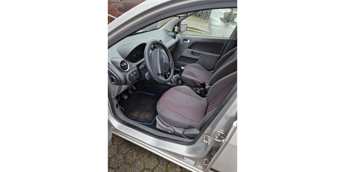 Ford Fiesta 168.000 km 2.000 &euro; Herzogenrath 52134