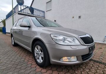 Skoda Octavia 170.000 km 5.990 &euro; Düren 52353