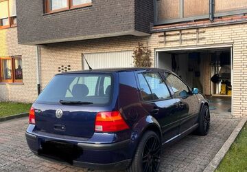VW Golf 123.800 km 2.500 &euro; Aachen 52076