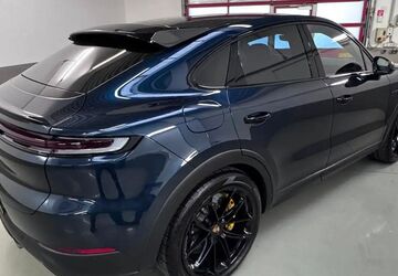 Porsche Cayenne 11.000 km 169.900 &euro; Aachen 52068