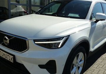 Volvo XC40 27.000 km 33.990 &euro; Aachen 52070