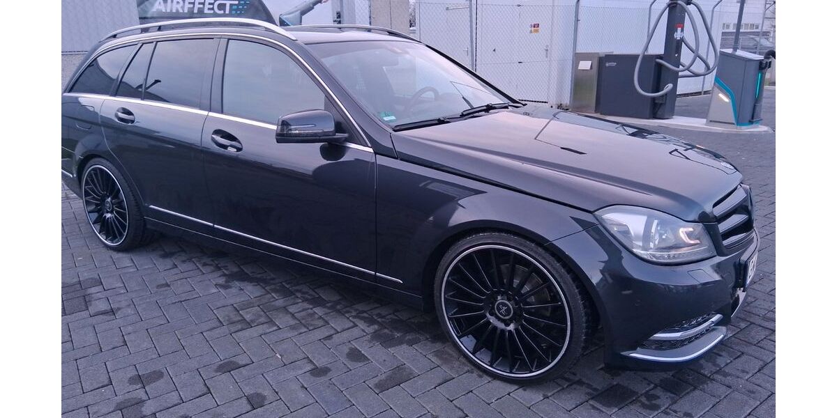 Mercedes-Benz C 200 189.000 km 10.000 &euro; Übach-Palenberg 52531