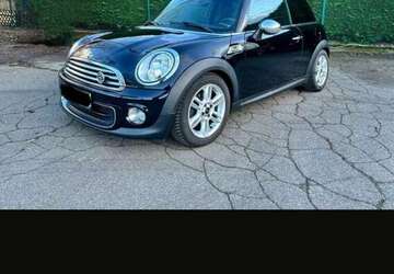 Mini One 130.150 km 7.350 &euro; Niederzier 52382