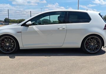 VW Golf 80.200 km 18.500 &euro; Würselen 52146