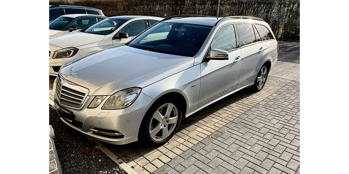 Mercedes-Benz 220 265.000 km 6.000 &euro; Stolberg 52222