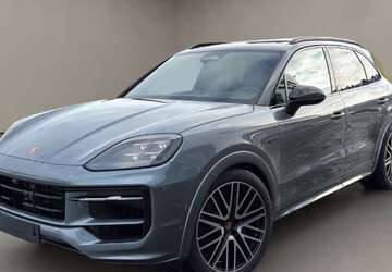 Porsche Cayenne 8.000 km 117.900 &euro; Aachen 52068