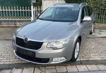 Skoda Superb 218.000 km 3.250 &euro; Aachen 52080