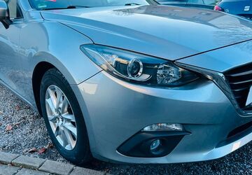 Mazda 3 145.652 km 8.650 &euro; Aachen 52080