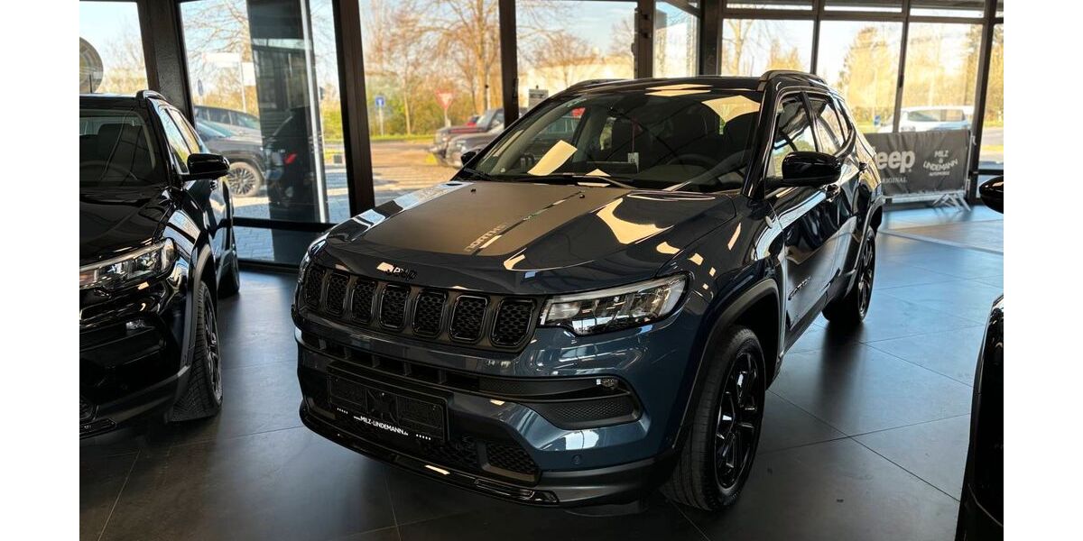 Jeep Compass 1.950 km 37.000 &euro; Jülich 52428
