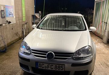 VW Golf 211.000 km 3.600 &euro; Eschweiler 52249
