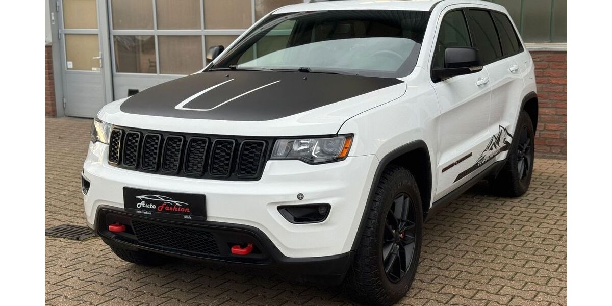 Jeep Grand Cherokee 61.000 km 32.950 &euro; Jülich 52428