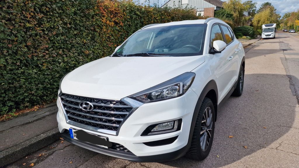 Hyundai TUCSON 112.200 km 14.900 &euro; Aachen 52076