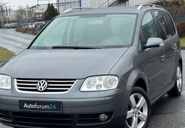 VW Touran 197.000 km 2.999 &euro; Jülich 52428