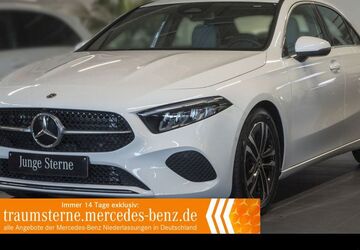 Mercedes-Benz A 200 11.829 km 29.490 &euro; Aachen 52068