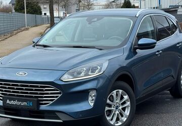 Ford Kuga 29.000 km 17.499 &euro; Jülich 52428