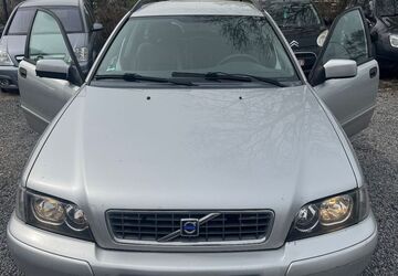 Volvo V40 350.000 km 800 &euro; Alsdorf 52477