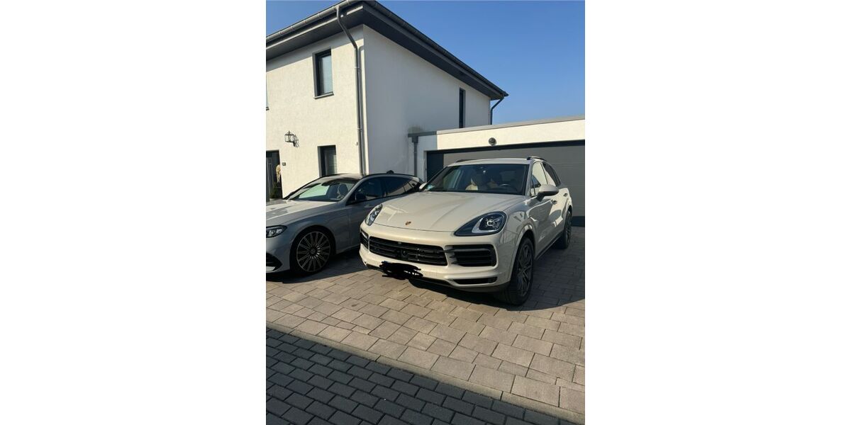 Porsche Cayenne 130.000 km 52.150 &euro; Alsdorf 52477