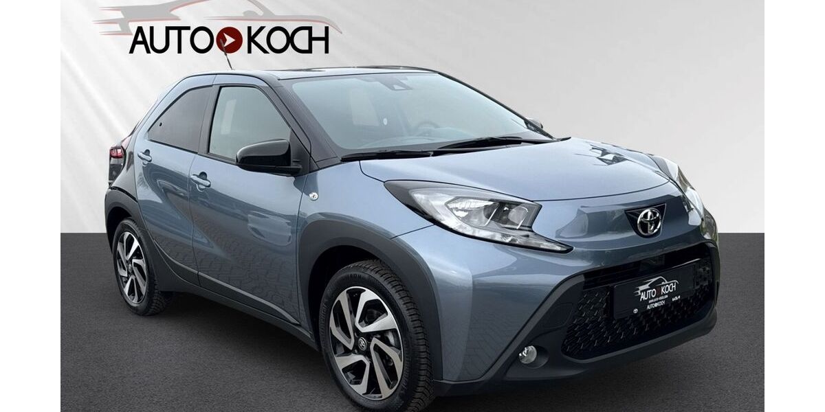 Toyota Aygo (X) 4.326 km 17.369 &euro; Eschweiler 52249