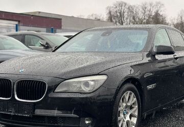 BMW 750 185.000 km 9.490 &euro; Düren 52349