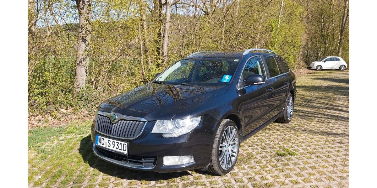 Skoda Superb 238.985 km 9.950 &euro; Kreuzau 52372