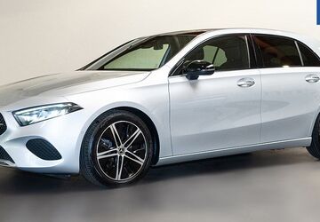 Mercedes-Benz A 180 26.817 km 29.900 &euro; Düren 52349