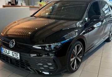 VW Golf 16.000 km 39.989 &euro; Baesweiler 52499