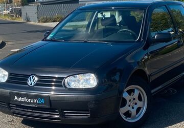 VW Golf 81.700 km 2.350 &euro; Jülich 52428