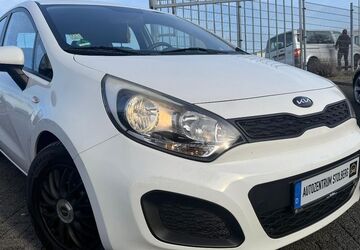 Kia Rio 171.750 km 3.990 &euro; Stolberg 52222
