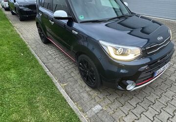 Kia Soul 61.000 km 17.800 &euro; Würselen 52146