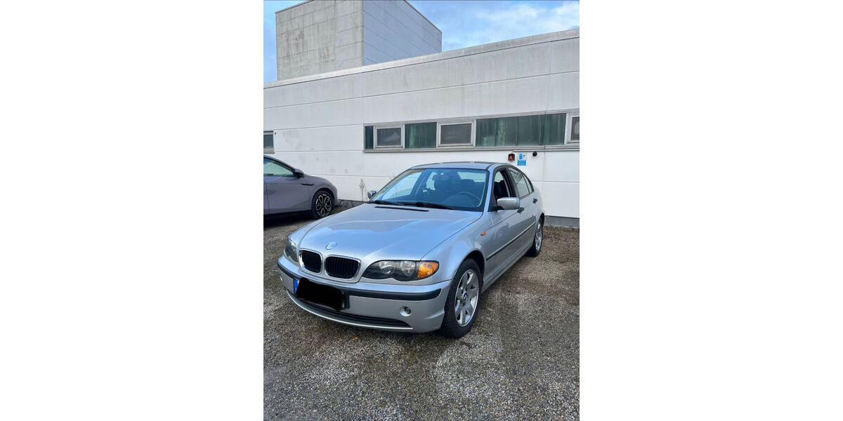 BMW 318 127.000 km 2.390 &euro; Aachen 52072