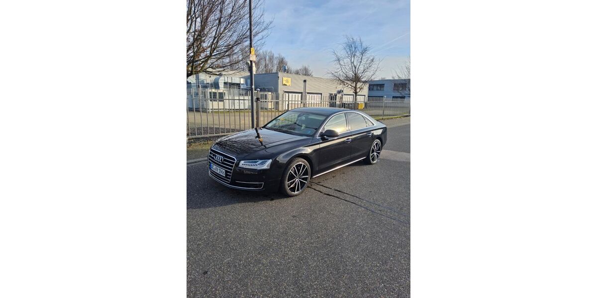 Audi A8 68.420 km 38.600 &euro; Baesweiler 52499