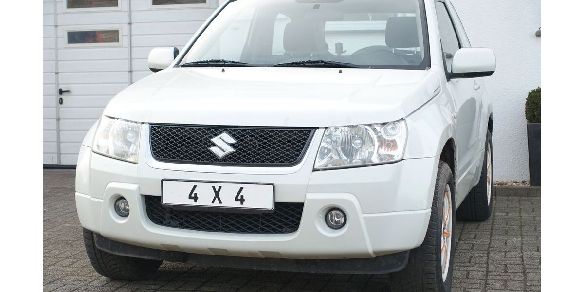 Suzuki Grand Vitara 238.000 km 2.690 &euro; Simmerath (bei Aachen) 52152