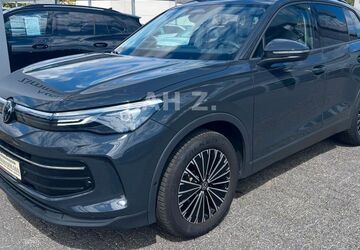 VW Tiguan 9.200 km 37.450 &euro; Geilenkirchen 52511