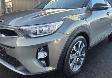 Kia Stonic 50.528 km 18.880 &euro; Düren 52351