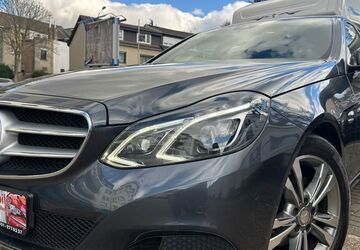 Mercedes-Benz E 200 216.000 km 13.299 &euro; Düren 52353