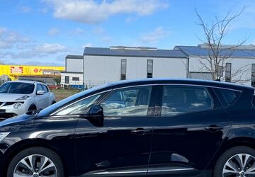 Renault Scenic 127.000 km 7.900 &euro; Düren 52351