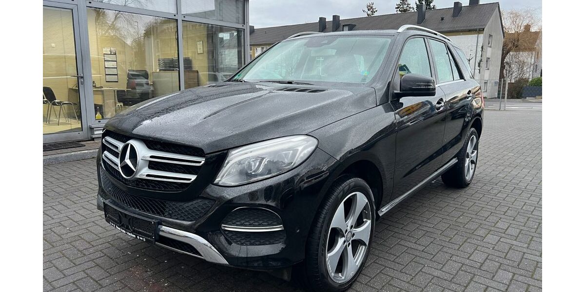 Mercedes-Benz GLE 250 122.950 km 27.800 &euro; Aachen 52078