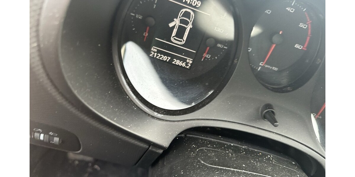 Seat Leon 210.000 km 2.750 &euro; Düren 52349