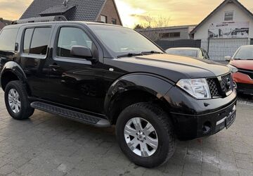 Nissan Pathfinder 289.036 km 4.200 &euro; Übach Palenberg 52531
