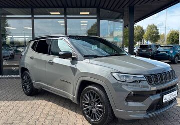 Jeep Compass 51.974 km 22.995 &euro; Jülich 52428