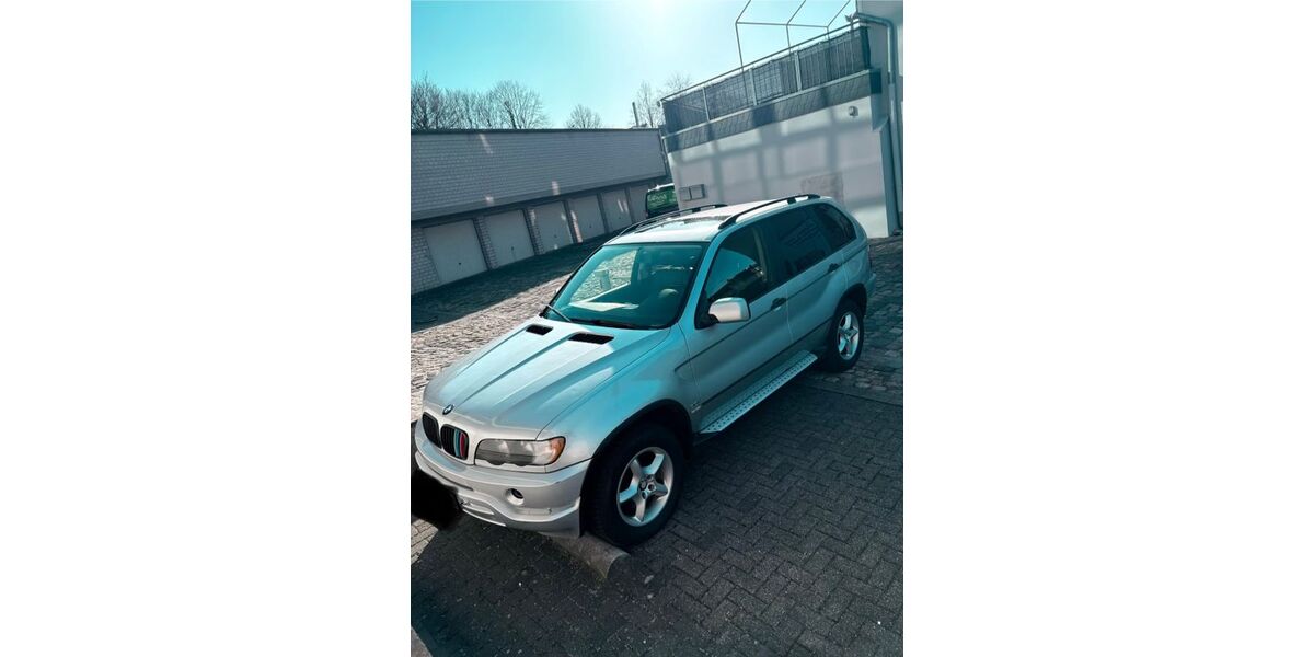 BMW X5 284.000 km 3.000 &euro; Aachen 52066