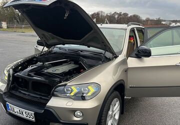 BMW X5 198.000 km 13.900 &euro; Düren 52351