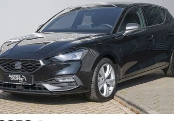 Seat Leon 8.228 km 25.450 &euro; Düren 52351