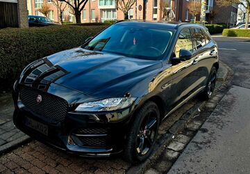 Jaguar F-Pace 134.000 km 12.999 &euro; Aachen 52080