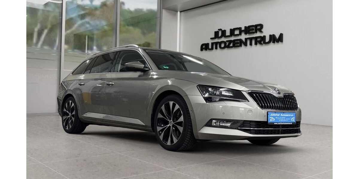 Skoda Superb 35.600 km 21.490 &euro; Jülich 52428