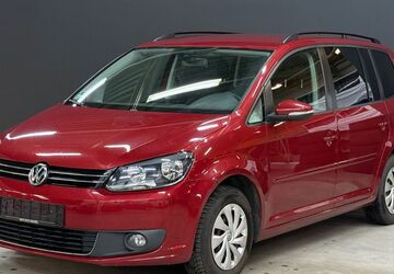 VW Touran 304.000 km 4.900 &euro; Jülich 52428