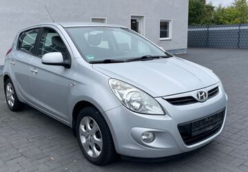 Hyundai i20 175.000 km 3.690 &euro; Düren 52351