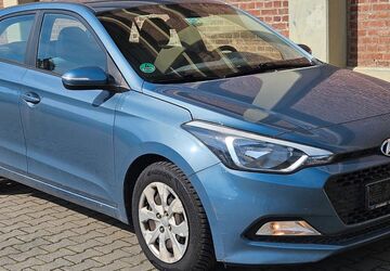 Hyundai i20 351.000 km 3.499 &euro; düren 52349