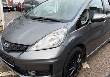 Honda Jazz 94.000 km 6.200 &euro; Aachen 52080