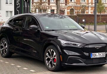 Ford Mustang Mach-E 29.500 km 28.450 &euro; Monschau 52156